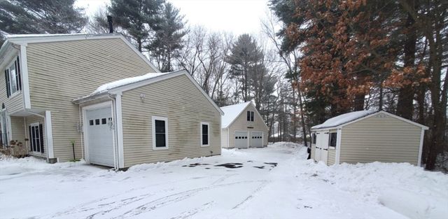 725 Auburn St, Whitman, MA 02382