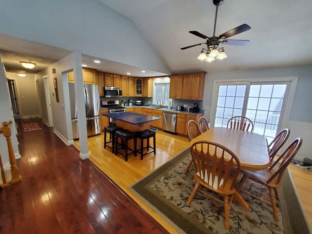 725 Auburn St, Whitman, MA 02382