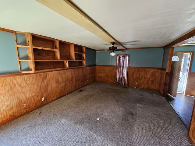 108 E Eberwine Avenue, Vincennes, IN 47591