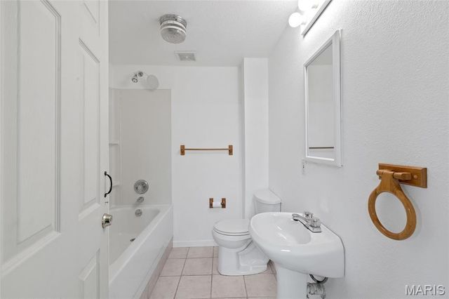 1726 Clark Lane, Barnhart, MO 63012