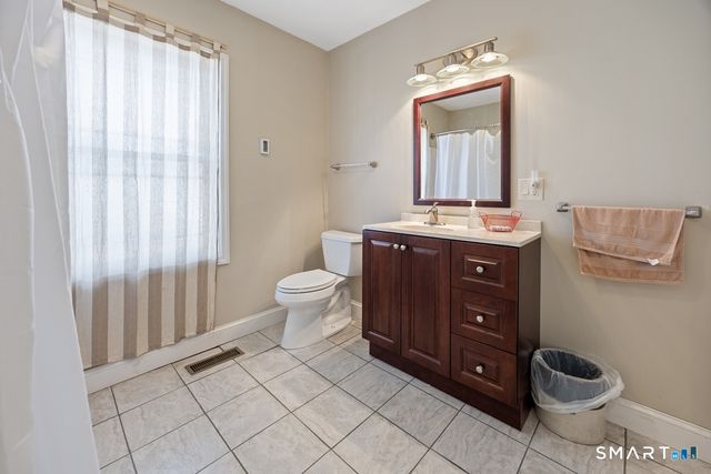 7 Pratt Lane, Wolcott, CT 06716