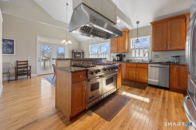 7 Pratt Lane, Wolcott, CT 06716