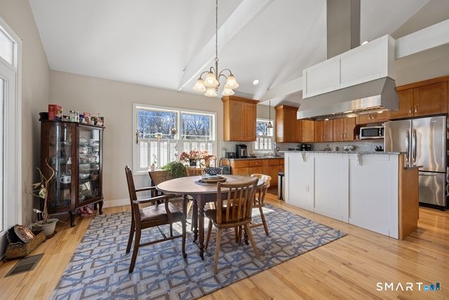 7 Pratt Lane, Wolcott, CT 06716