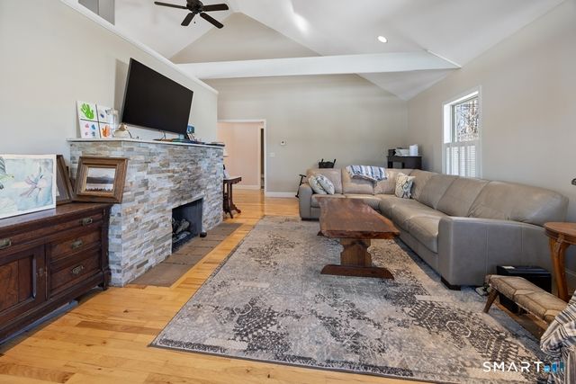 7 Pratt Lane, Wolcott, CT 06716