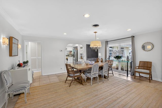 291 Country Club Drive, Tequesta, FL 33469