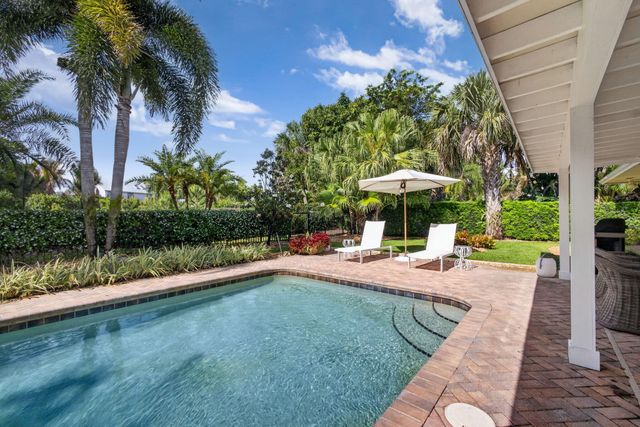 291 Country Club Drive, Tequesta, FL 33469