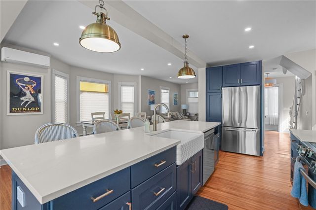 7 Atlantic Street, Newport, RI 02840