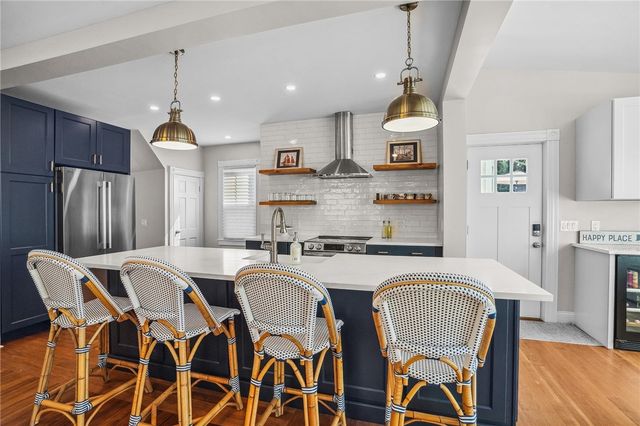 7 Atlantic Street, Newport, RI 02840