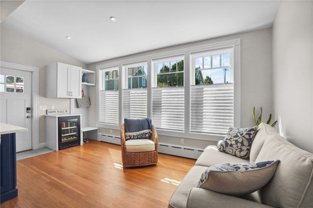 7 Atlantic Street, Newport, RI 02840