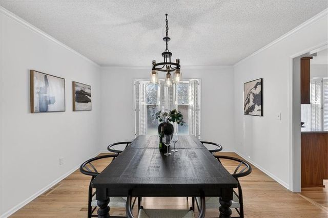 7407 W 101st Terrace, Overland Park, KS 66212