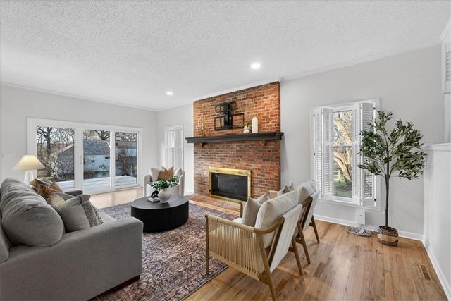 7407 W 101st Terrace, Overland Park, KS 66212