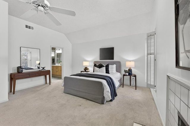 7407 W 101st Terrace, Overland Park, KS 66212