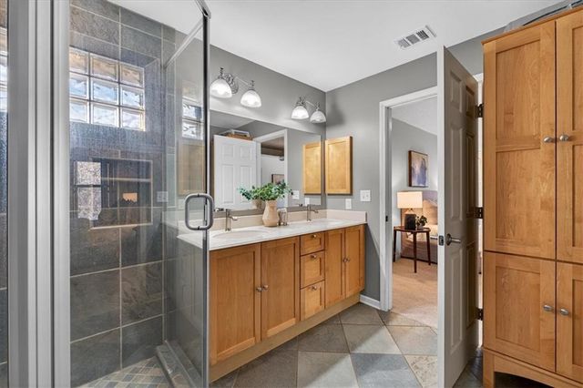 7407 W 101st Terrace, Overland Park, KS 66212