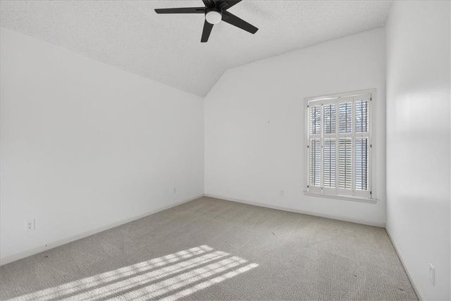 7407 W 101st Terrace, Overland Park, KS 66212