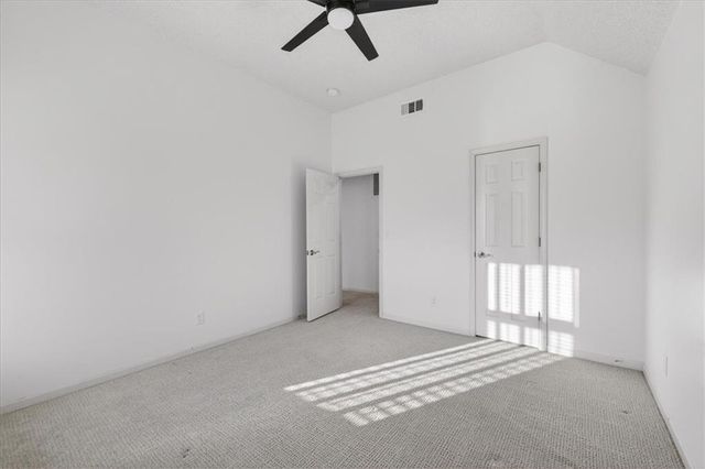 7407 W 101st Terrace, Overland Park, KS 66212