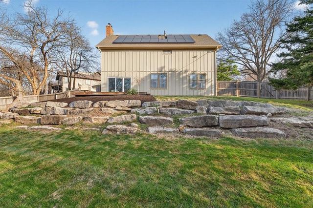 7407 W 101st Terrace, Overland Park, KS 66212