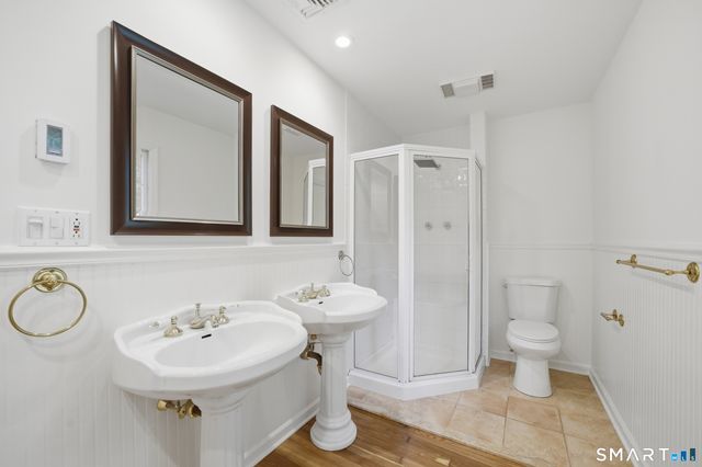 156 West Haviland Lane, Stamford, CT 06903