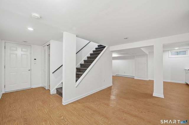 156 West Haviland Lane, Stamford, CT 06903