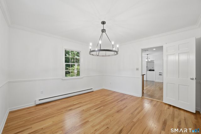 156 West Haviland Lane, Stamford, CT 06903