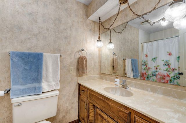 4226 W La Casa Street, Springfield, MO 65802