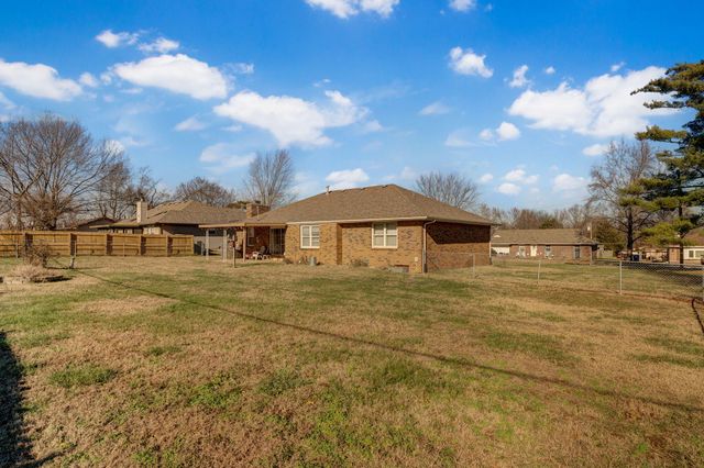 4226 W La Casa Street, Springfield, MO 65802