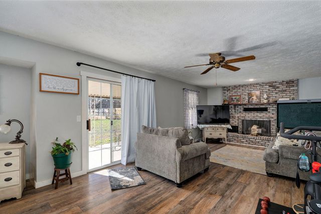 4226 W La Casa Street, Springfield, MO 65802