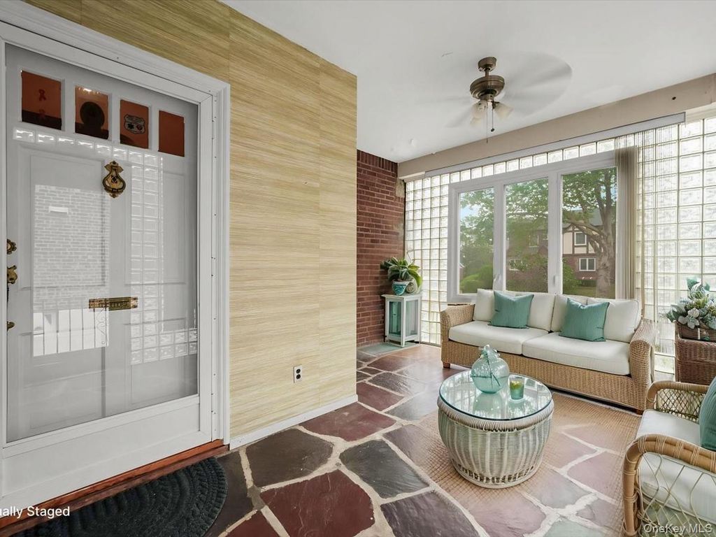 8026 217th Street, Hollis Hills, NY 11427 — photo 4