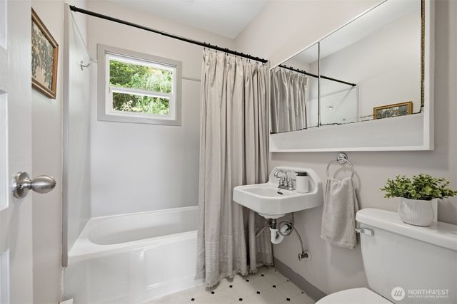 809 Liberty Street, Bellingham, WA 98225