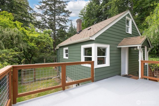 809 Liberty Street, Bellingham, WA 98225