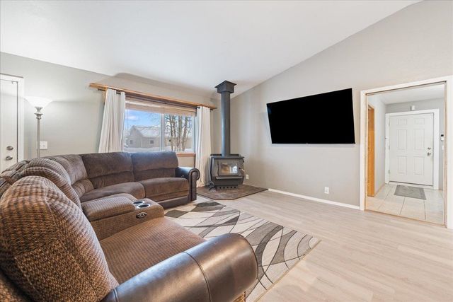 921 SHELLINGER STREET, North Pole, AK 99705