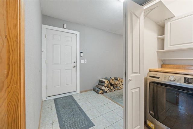 921 SHELLINGER STREET, North Pole, AK 99705