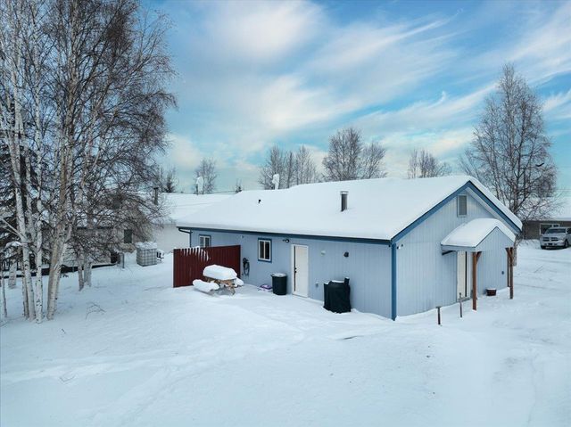 921 SHELLINGER STREET, North Pole, AK 99705