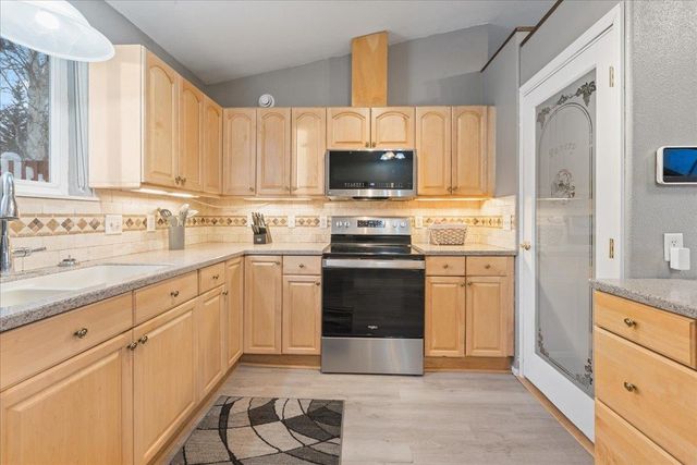 921 SHELLINGER STREET, North Pole, AK 99705