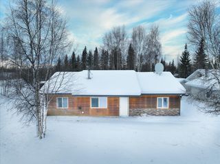 921 SHELLINGER STREET, North Pole, AK 99705