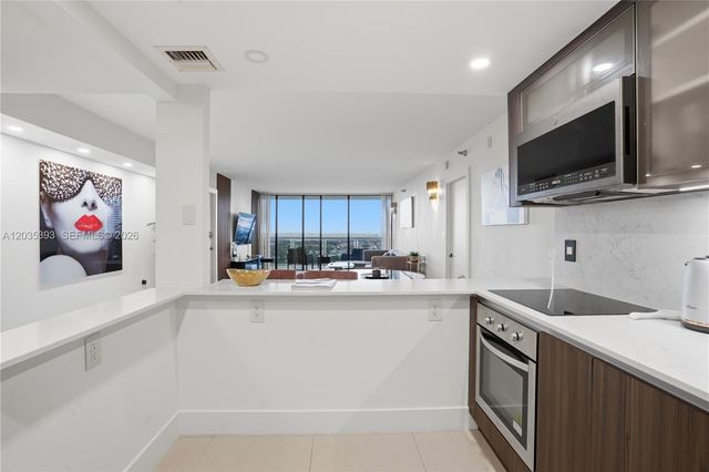 20505 E Country Club Dr 1739, Aventura, FL 33180