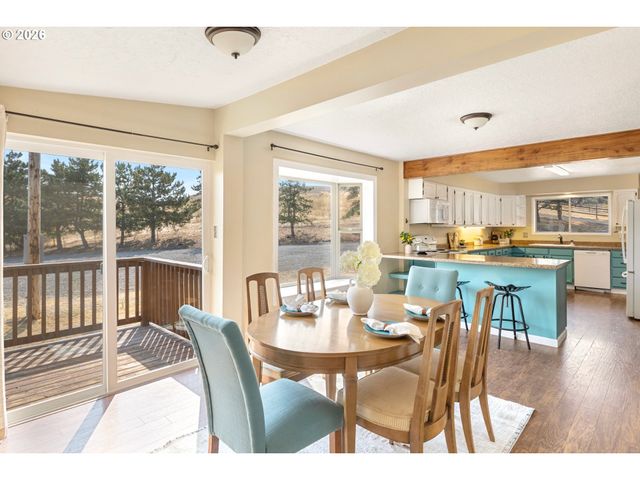 73000 GORDON RIDGE Rd, Wasco, OR 97065