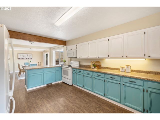 73000 GORDON RIDGE Rd, Wasco, OR 97065