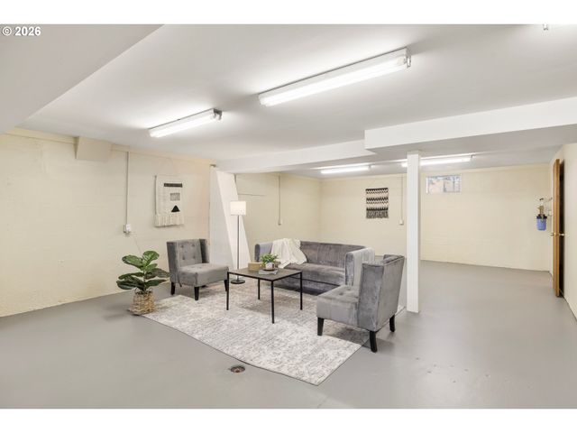 73000 GORDON RIDGE Rd, Wasco, OR 97065