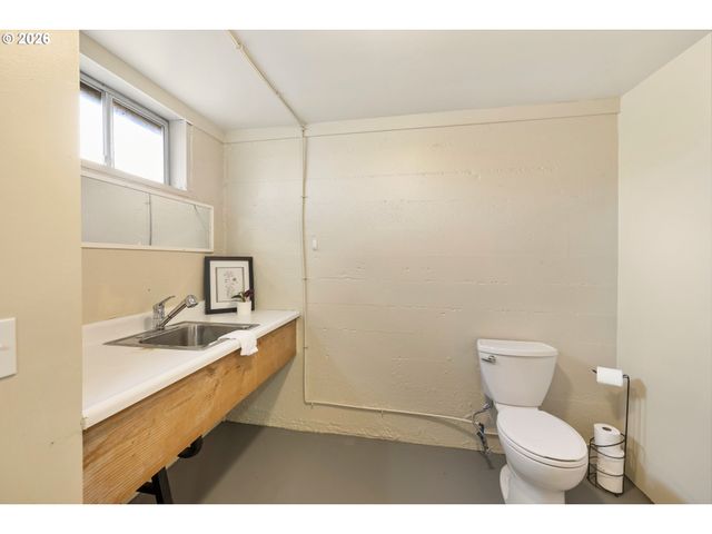 73000 GORDON RIDGE Rd, Wasco, OR 97065