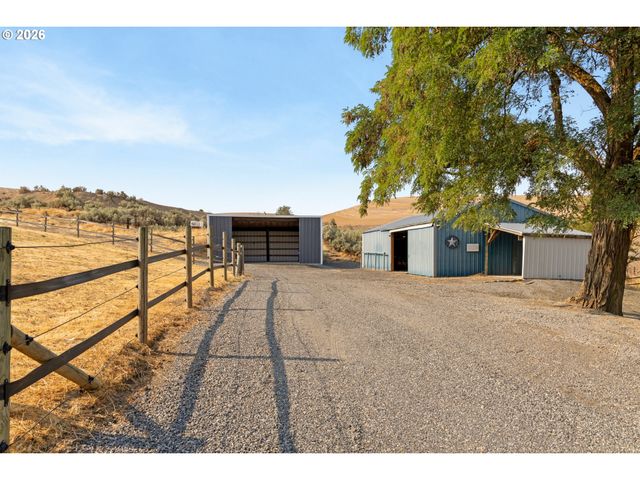 73000 GORDON RIDGE Rd, Wasco, OR 97065