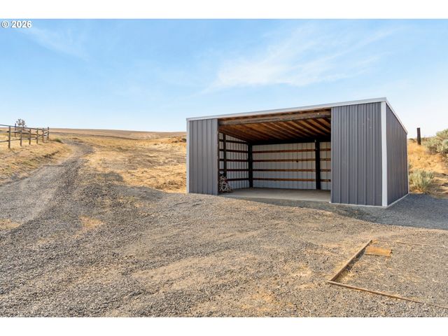 73000 GORDON RIDGE Rd, Wasco, OR 97065