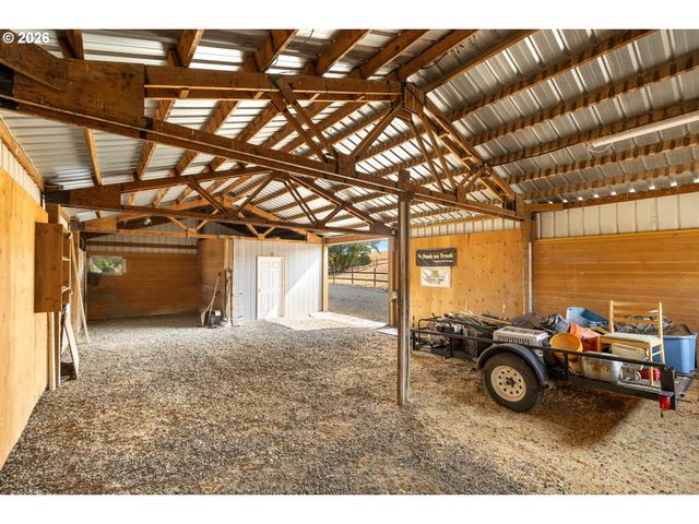 73000 GORDON RIDGE Rd, Wasco, OR 97065