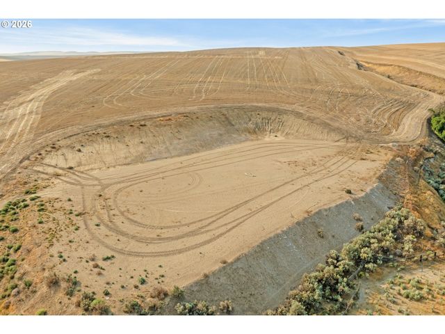 73000 GORDON RIDGE Rd, Wasco, OR 97065