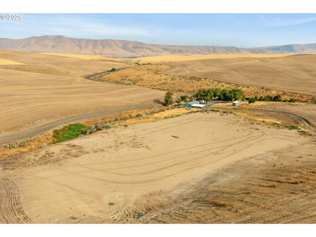 73000 GORDON RIDGE Rd, Wasco, OR 97065