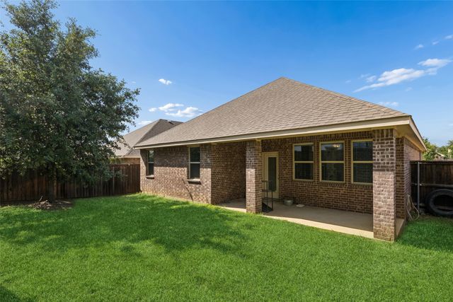 2420 Dolostone Drive, Little Elm, TX 76227