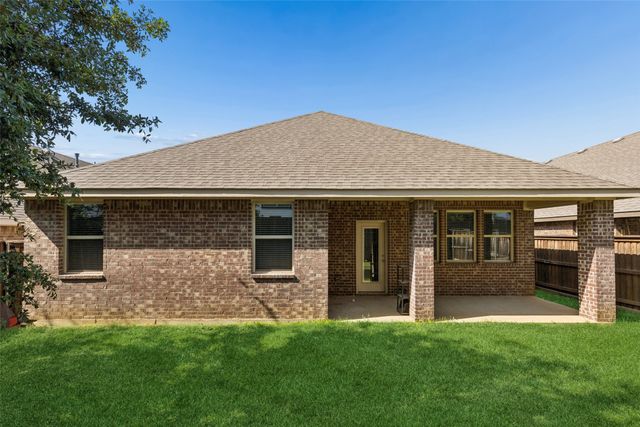 2420 Dolostone Drive, Little Elm, TX 76227