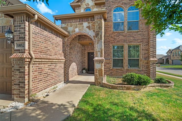 8852 DEVONSHIRE Drive, Fort Worth, TX 76131