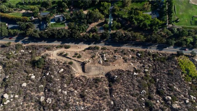 9504 Old Castle, Valley Center, CA 92082
