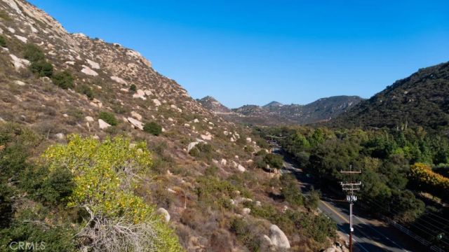 9504 Old Castle, Valley Center, CA 92082