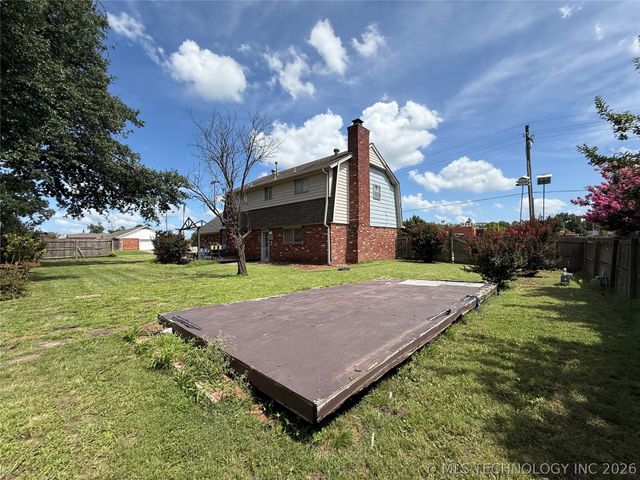 7519 E 57th Street, Tulsa, OK 74145